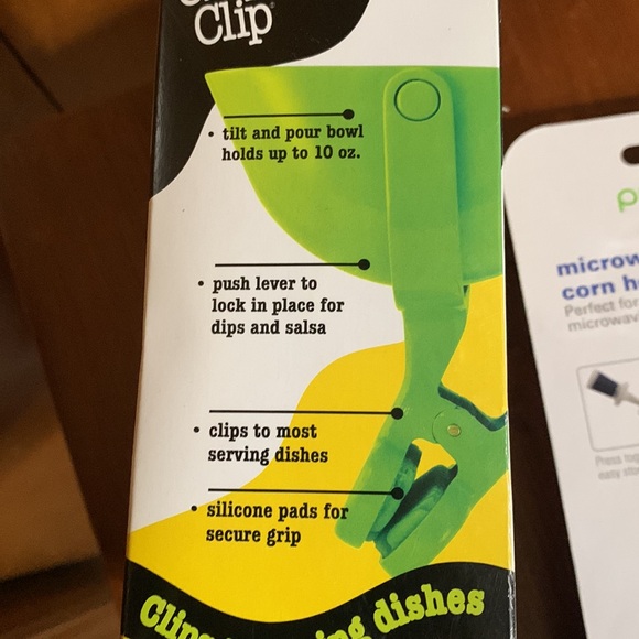 Prep Solutions & Chip Clip- 8 Microwave Safe Corn 🌽 Holders & 1 Clip & Serve. - Picture 7 of 12
